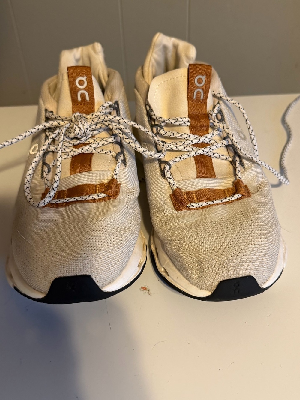On Cloudnova Shoes Womens Size 7 White CloudTec Running Sneakers Athletic - Picture 11 of 14